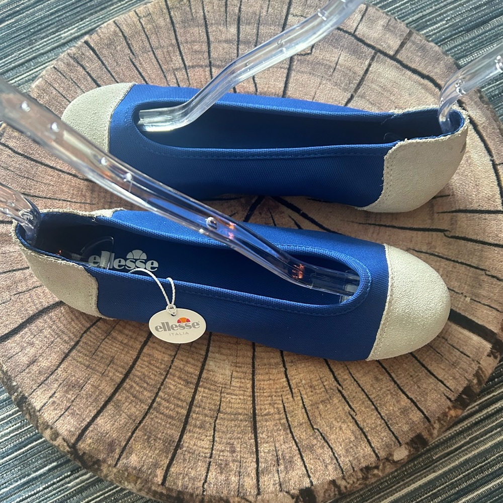 🆕Ellesse Italia Size 7 Ballerina Flats